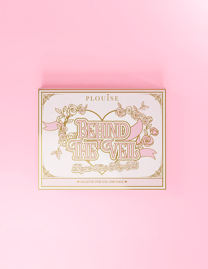 Derrière la palette de fards à paupières Veil
