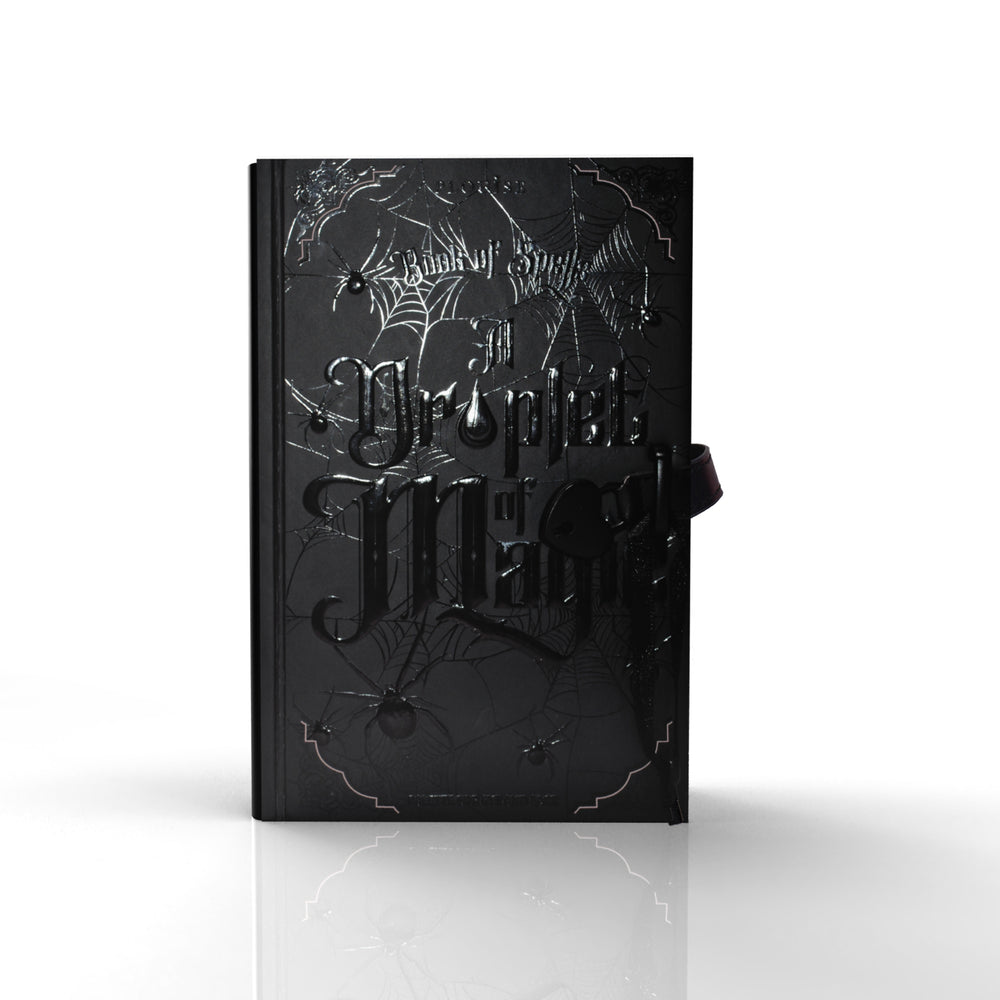 A Droplet Of Magic Halloween Eyeshadow Palette