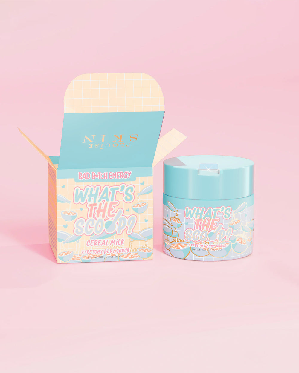 P.Louise 'Wat is de primeur?' rekbare bodyscrub in de geur van granenmelk met een verpakking van granenmelk op een roze achtergrond